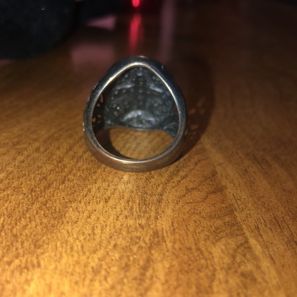 Pretty Costume Rhinestone Ring - Picture 5 of 16